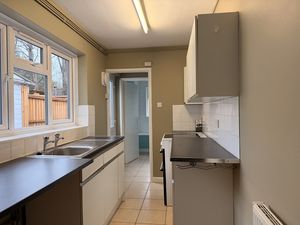 Kitchen- click for photo gallery